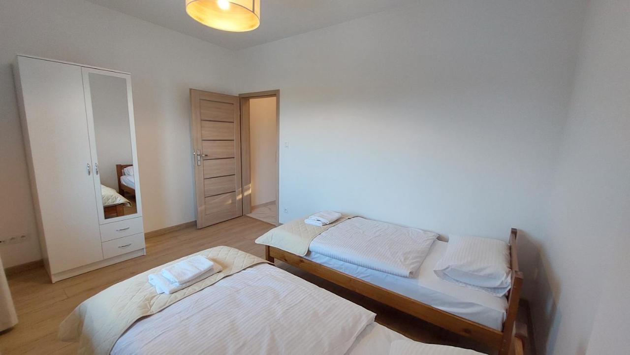 Apartamenty Starowiejska 39, Ryczow - 10Km Od Zator Energylandia Kültér fotó