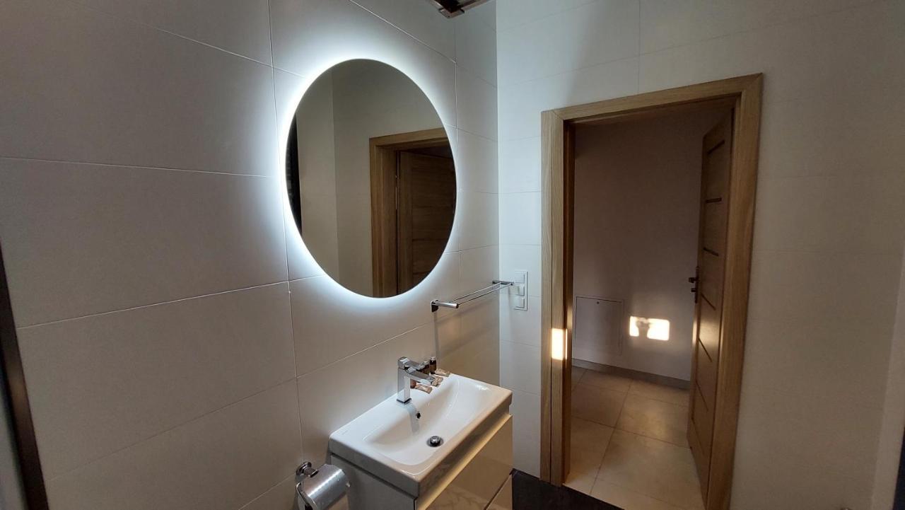Apartamenty Starowiejska 39, Ryczow - 10Km Od Zator Energylandia Kültér fotó
